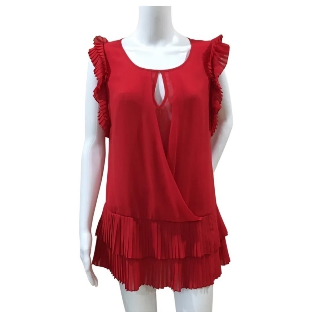NWOT Annarita N tank top solid red flutter sleeve key hole neck size 8